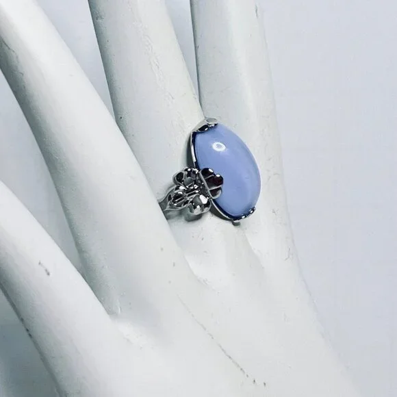 Avon Victorian Splendor Silver Tone & Blue Moonstone Ring Size 8 (R465) - Picture 2 of 7